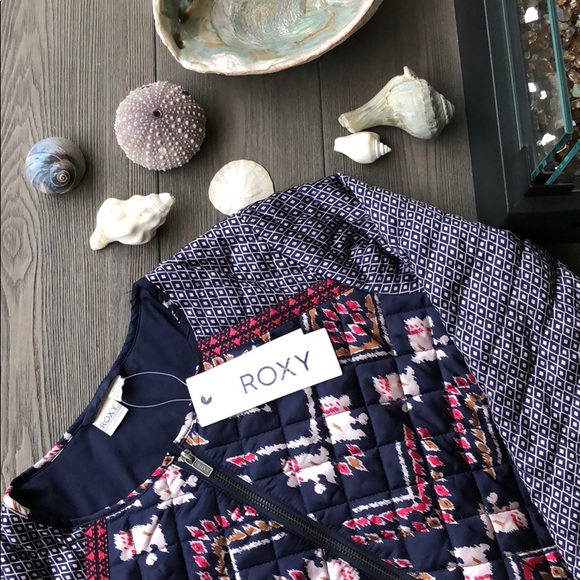 🌺ROXY🌺 - Picture 2 of 5